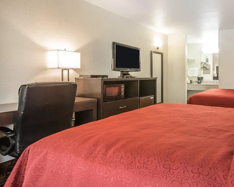 Quality Inn & Suites Woodland - Sacramento Airport hotel detail image 6