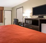 Quality Inn & Suites Woodland - Sacramento Airport hotel detail image 7