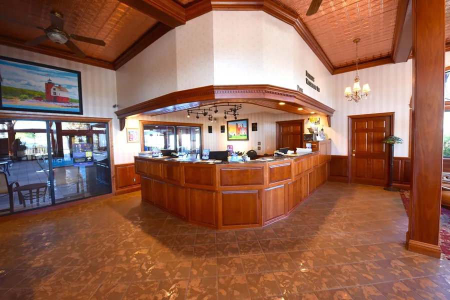Best Western Plus Dockside Waterfront Inn hotel detail image 6