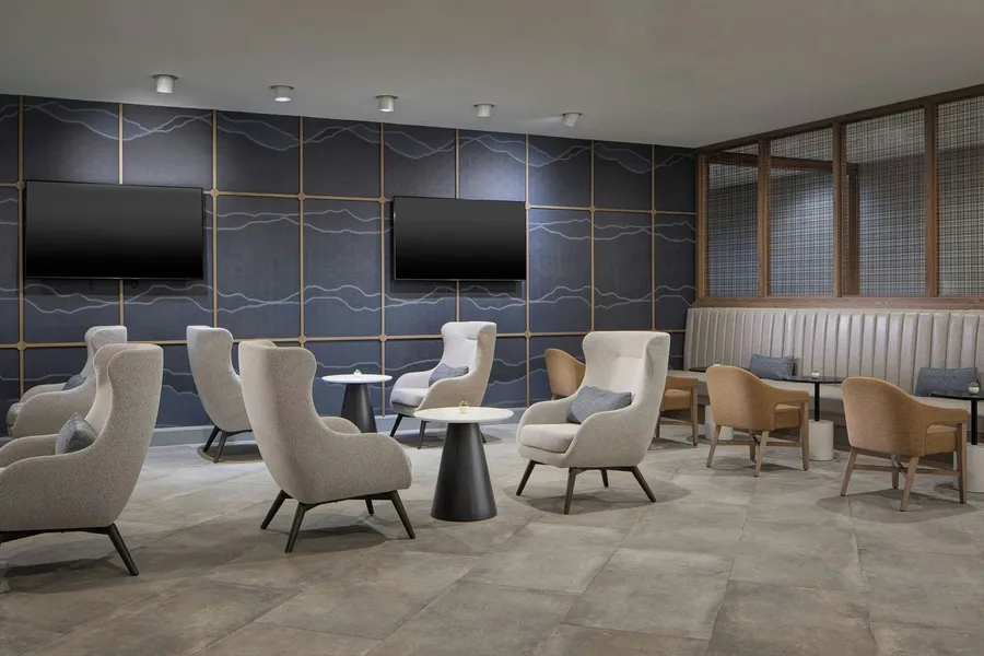 Dallas/Addison Marriott Quorum by the Galleria hotel detail image 2