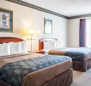 Rodeway Inn & Suites Milwaukee Airport hotel detail image 7
