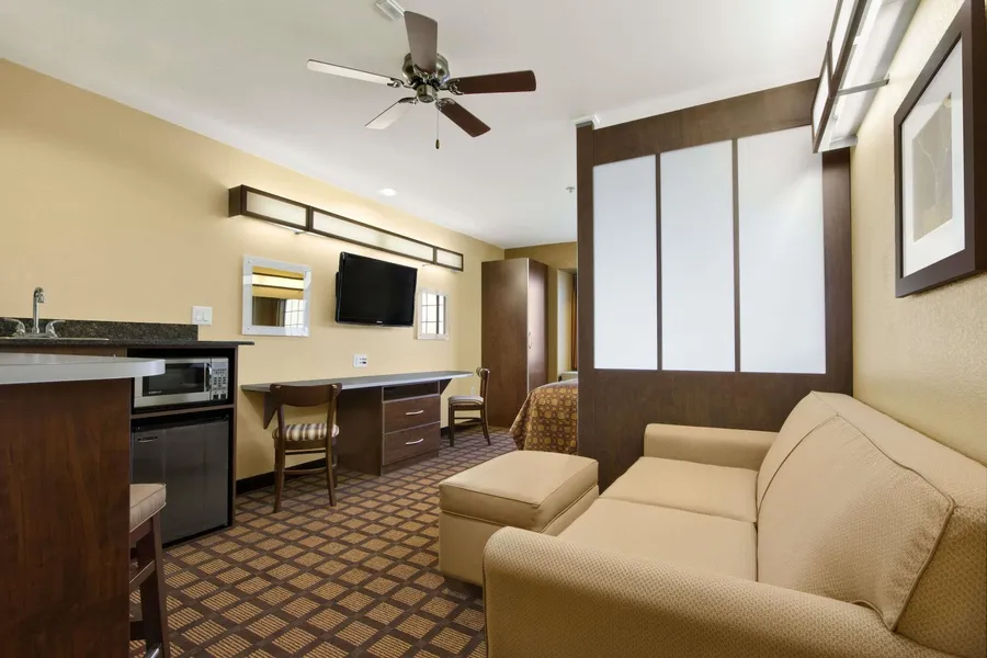 Microtel Inn & Suites by Wyndham Round Rock hotel detail image 2