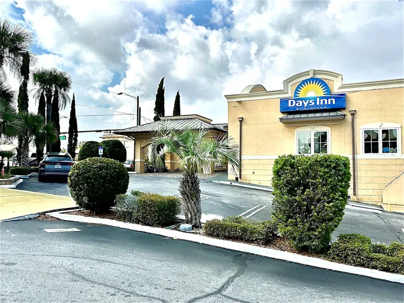 Days Inn by Wyndham Pensacola - Historic Downtown hotel detail image 2