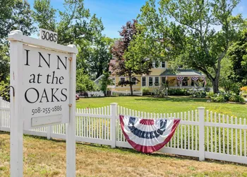The Inn at the Oaks hotel thumbnail 3