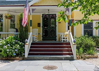 The Inn at the Oaks hotel thumbnail 6