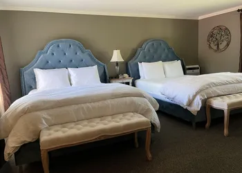 Country Willows Inn and Estate hotel thumbnail 8