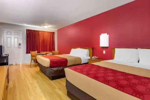 Econo Lodge Wichita Falls Downtown hotel detail image 6