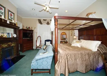 Page House Bed and Breakfast hotel thumbnail 8