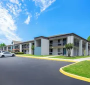 Quality Inn Pelham I-65 exit 246 hotel detail image 5