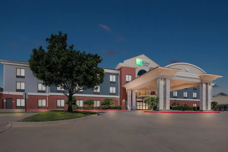 Holiday Inn Express & Suites Perry by IHG hotel detail image 2