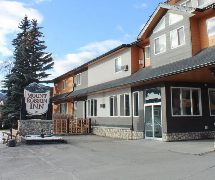 Mount Robson Inn hotel detail image 2