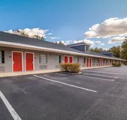Econo Lodge Inn & Suites Cayce I-26 Airport hotel detail image 7