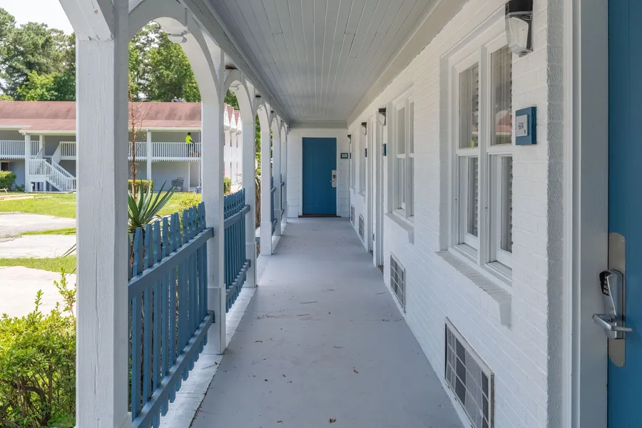 Hotel Manteo, Trademark Collection by Wyndham hotel detail image 2