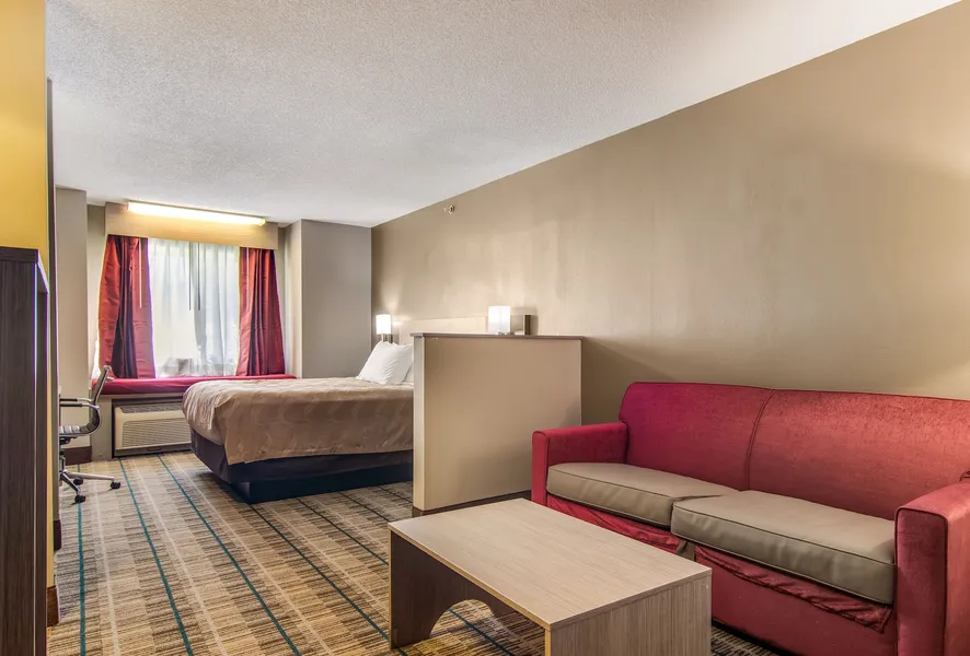 Quality Inn & Suites Grove City - Outlet Mall hotel detail image 6