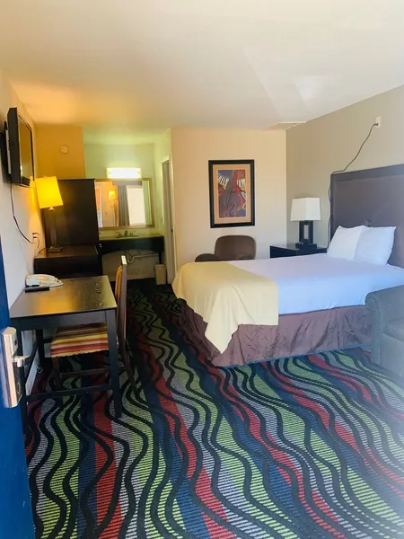 Americas Best Value Inn Elm Creek hotel detail image 6
