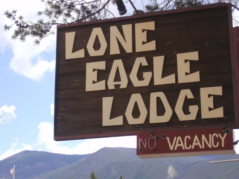 Lone Eagle Lodge hotel detail image 2