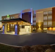Holiday Inn Express & Suites Wapakoneta by IHG hotel detail image 5