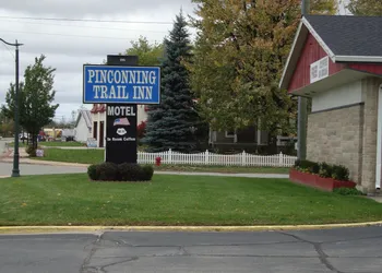 Pinconning Trail Inn Motel hotel thumbnail 7