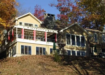 Laurel Grove Inn on the South hotel thumbnail 2