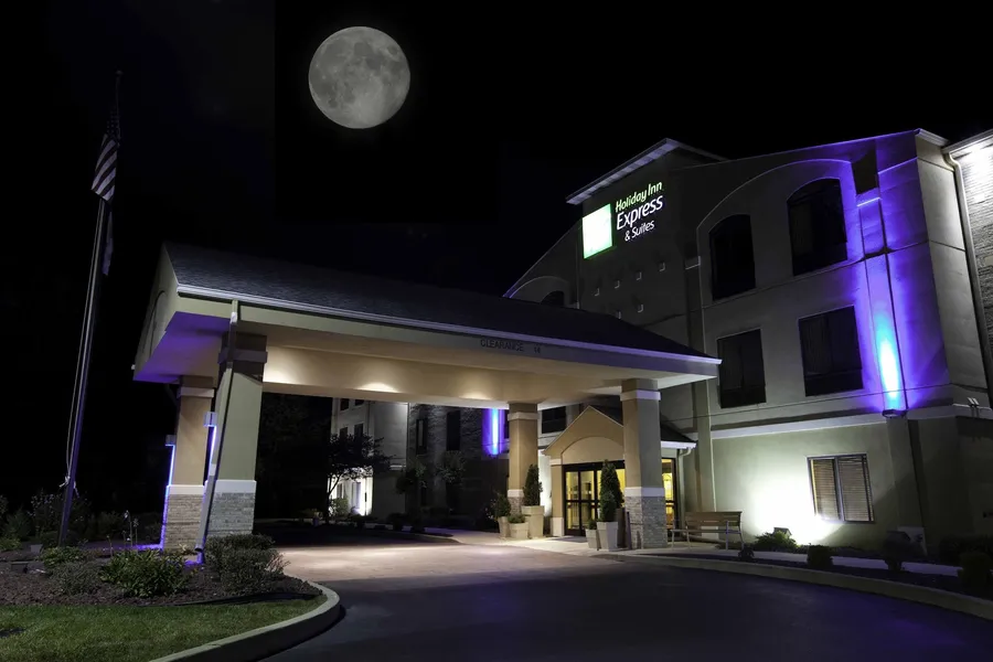 Holiday Inn Express Hotel & Suites Plymouth by IHG hotel detail image 2