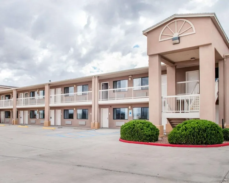 Econo Lodge Lordsburg I-10 hotel detail image 2
