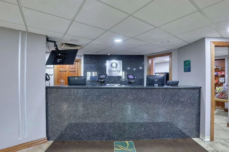 Quality Inn & Suites Green Bay Downtown hotel detail image 6