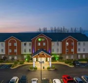 Holiday Inn Express Hotel & Suites Bedford by IHG hotel detail image 3