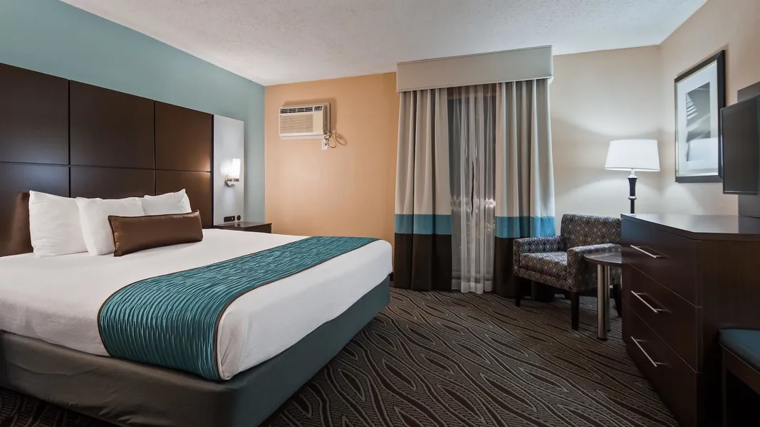 Best Western Plus Galleria Inn & Suites hotel detail image 2