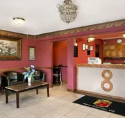 Super 8 by Wyndham New Castle hotel detail image 3