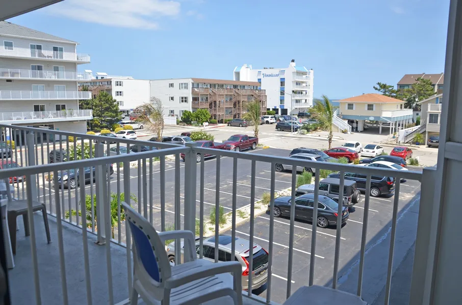 Coastal Palms Inn & Suites hotel detail image 2