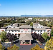 Hampton Inn & Suites Windsor - Sonoma Wine Country hotel detail image 3