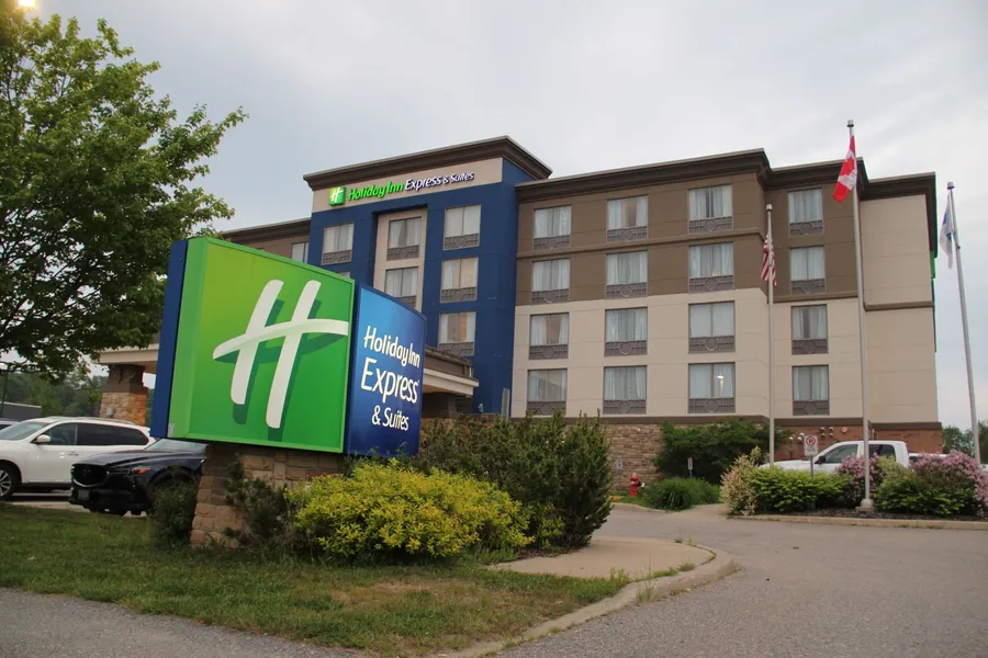 Holiday Inn Express & Suites Huntsville by IHG hotel detail image 2