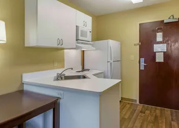 Extended Stay America Suites - Lynchburg - University Blvd. hotel thumbnail 6