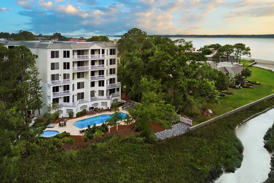 Marriott's Harbour Club hotel detail image 2