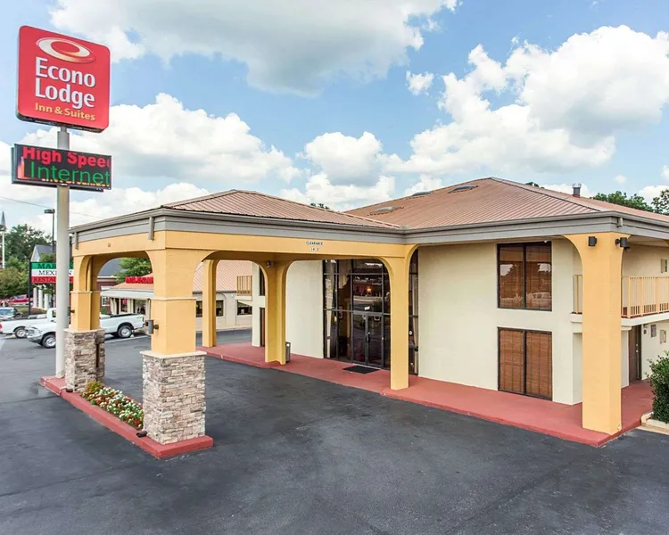 Econo Lodge Inn & Suites Griffin North hotel detail image 2