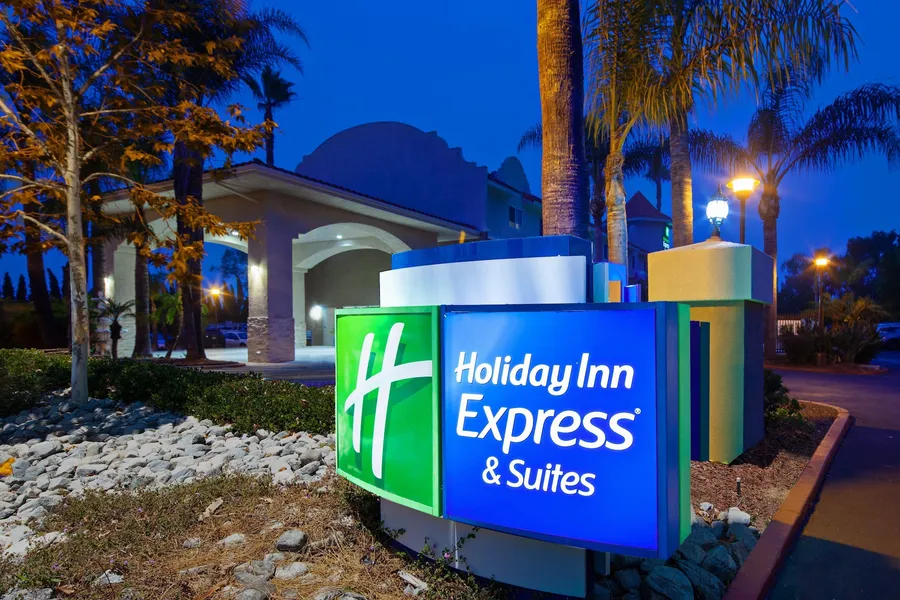 Holiday Inn Express Hotel & Suites San Diego-Escondido by IHG hotel detail image 2