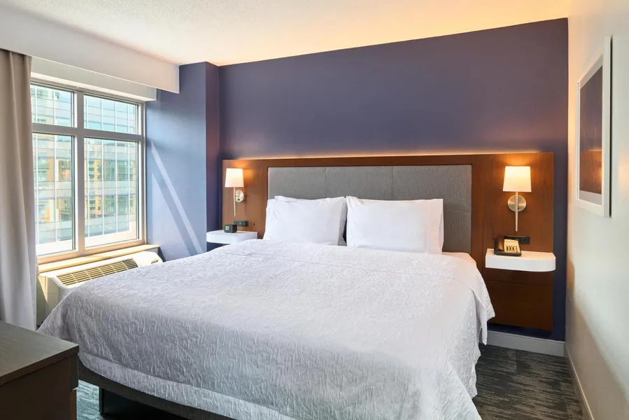 Hampton Inn Washington-Downtown-Convention Center hotel detail image 2