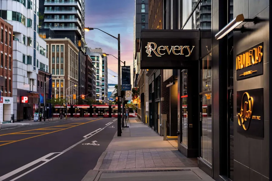 Revery Toronto Downtown, Curio Collection by Hilton hotel detail image 2