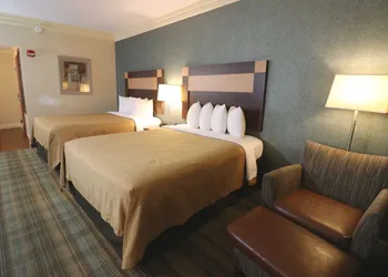 Clarion Inn hotel thumbnail 8