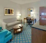 Fairfield Inn & Suites by Marriott San Francisco Airport hotel detail image 7