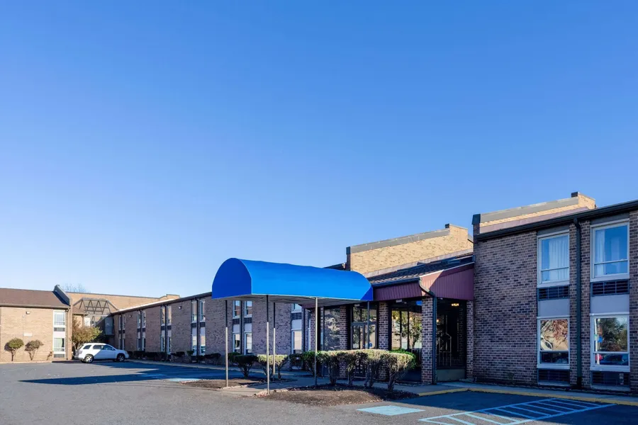 Days Inn by Wyndham Manassas Battlefield hotel detail image 2
