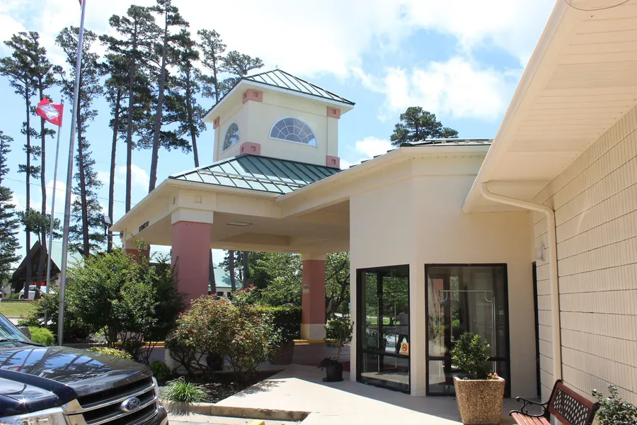 Super 8 by Wyndham Eureka Springs hotel detail image 2