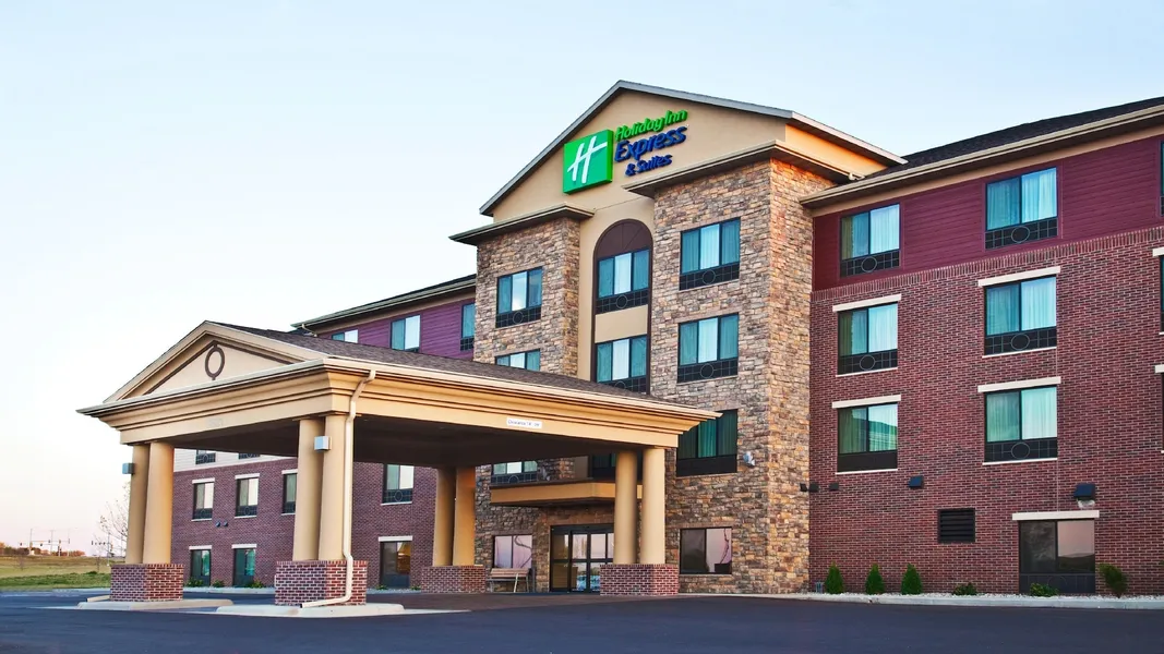 Holiday Inn Express and Suites Sioux Falls SW by IHG hotel detail image 2
