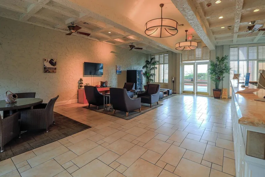 Motel 6 Phoenix, AZ – Sky Harbor hotel detail image 2