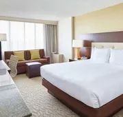 DoubleTree by Hilton Washington DC - Crystal City hotel detail image 4