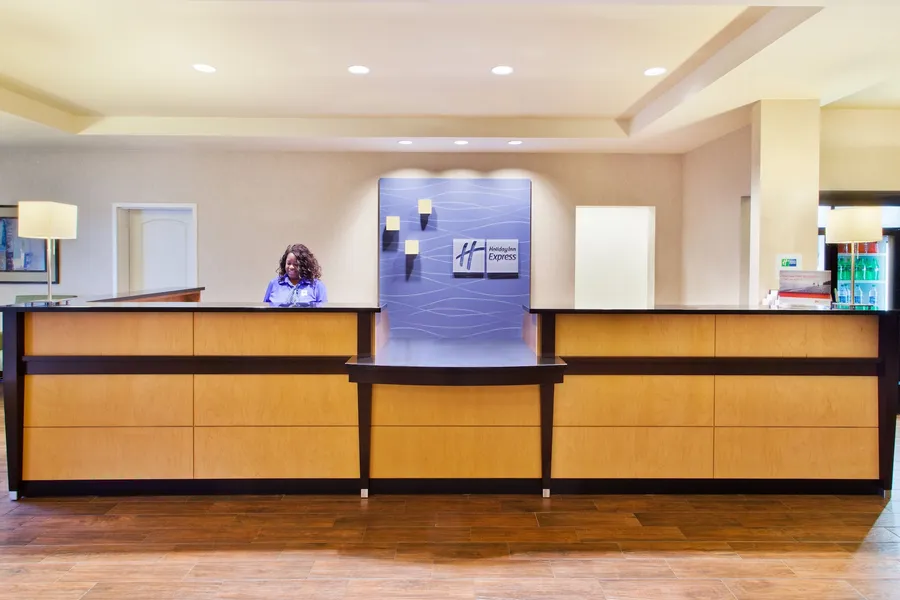 Holiday Inn Express Hotel & Suites Huntsville West - Research Pk by IHG hotel detail image 6