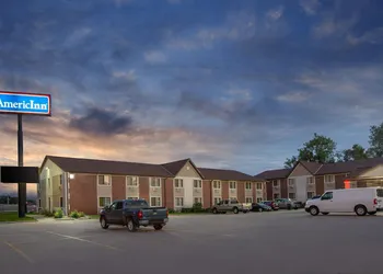 AmericInn by Wyndham Council Bluffs hotel thumbnail 3