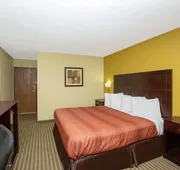 Quality Inn Council Bluffs hotel detail image 5