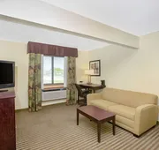 Quality Inn Council Bluffs hotel detail image 7