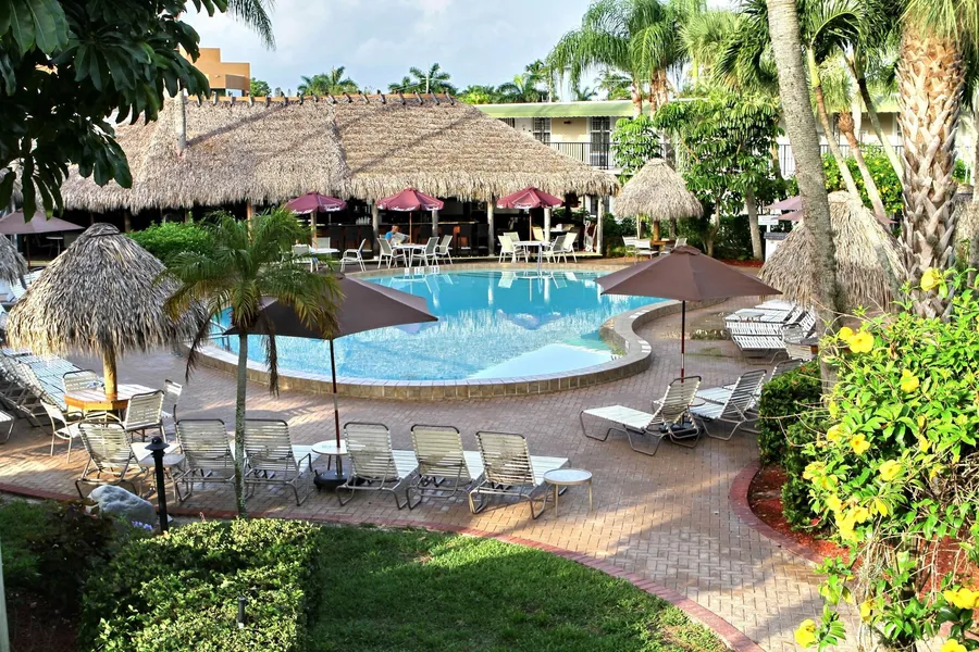 Gulfcoast Inn Naples hotel detail image 2